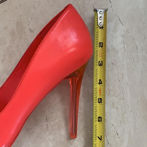 ALDO - Picture 9 of 10